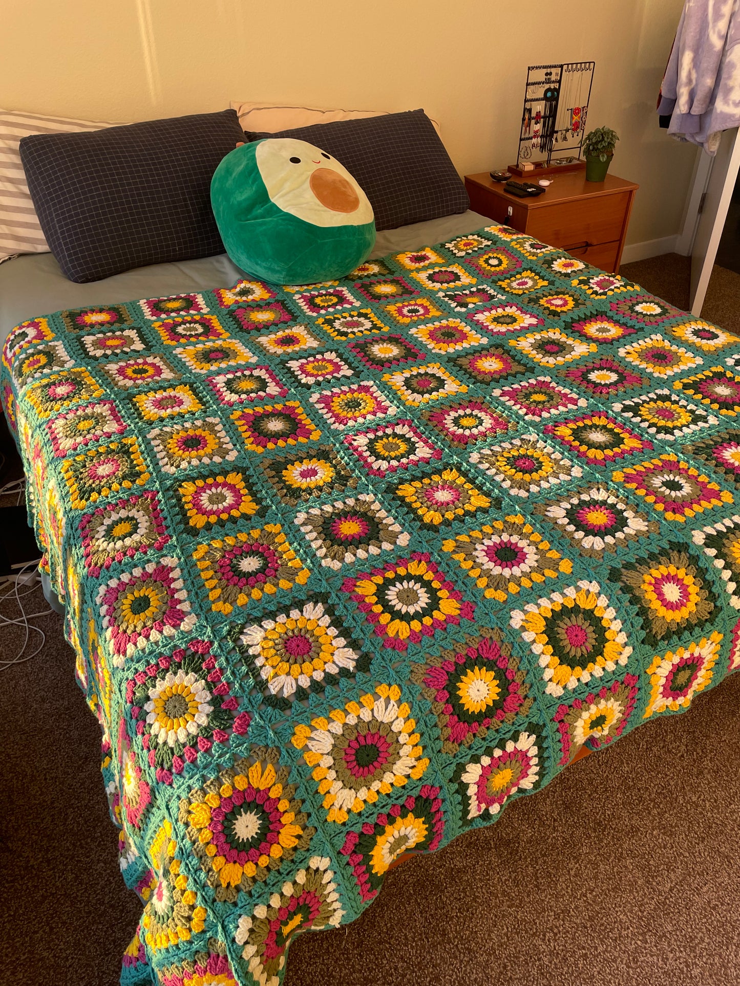 Sunflower Burst Blanket (Ready to Ship)