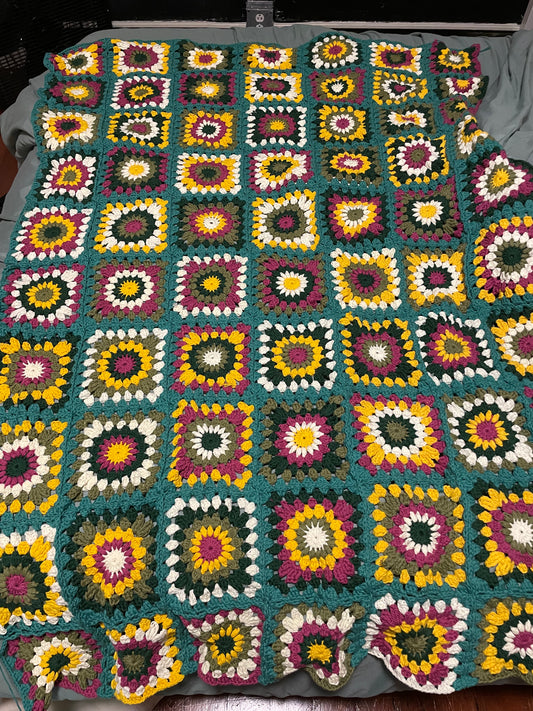 Sunflower Burst Blanket (Ready to Ship)